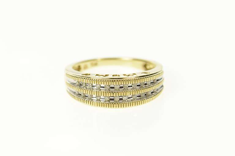 10K Yellow Gold Diamond Graduated Mom Mother's Day Band Ring