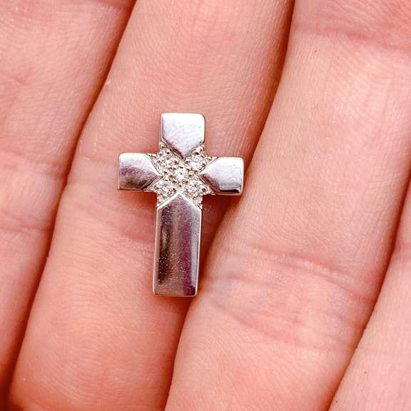 14kt White Gold & Diamond Cross Pendant