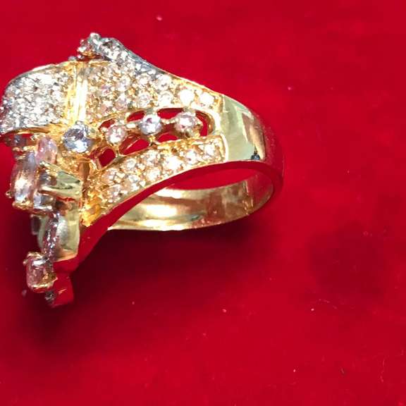 LADIES 18K GOLD DIAMOND WITH BLUE TOPAZ AND PINK TOURMANLINE RING