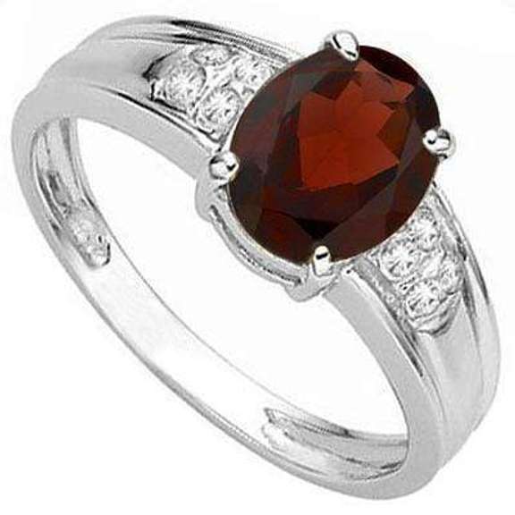 1.63 CT GARNET & DIAMOND STERLING SILVER RING