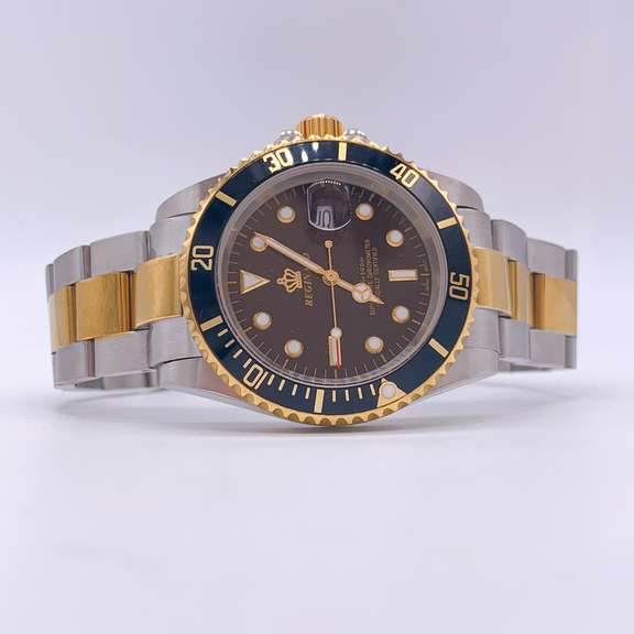 Men's SS Diver Watch with Day Date