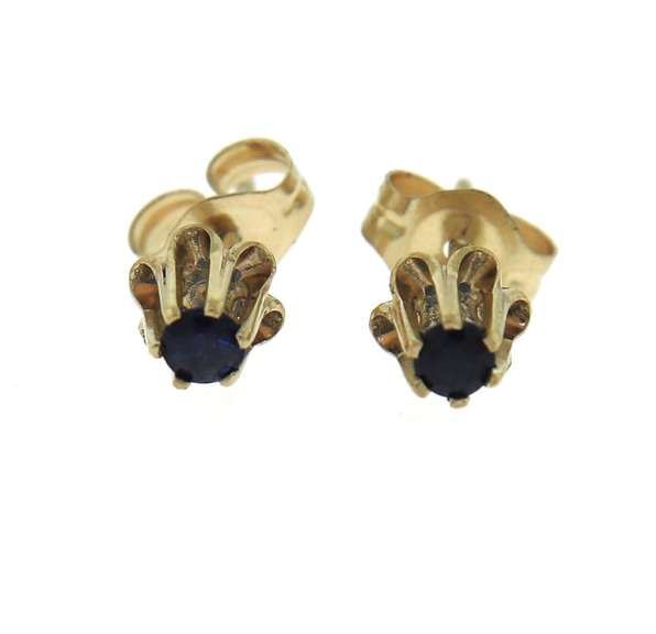 Elegant Yellow Gold Blue Sapphire Stud Earrings