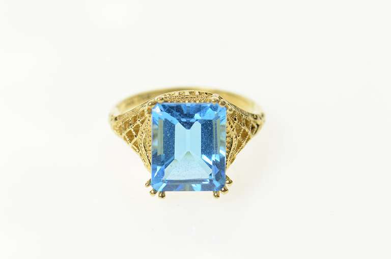 14K Yellow Gold Emerald Cut Blue Topaz Filigree Cocktail Ring