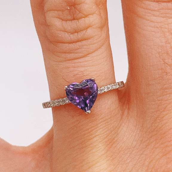 14kt Gold, Amethyst, & Diamond Cocktail Ring