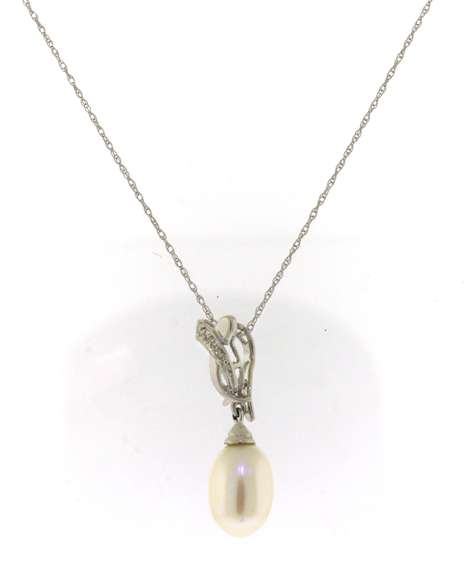 Charming White Gold Pearl and Diamond Necklace and Earrings Set