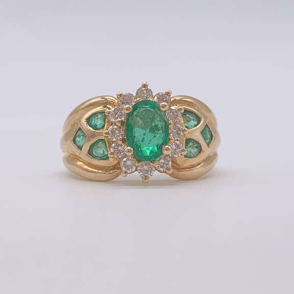 18kt Yellow Gold, Emerald, & Diamond Ring