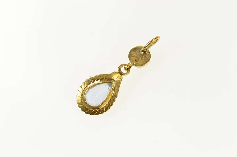 18K Yellow Gold Pear Faceted Blue Topaz Retro Drop Pendant