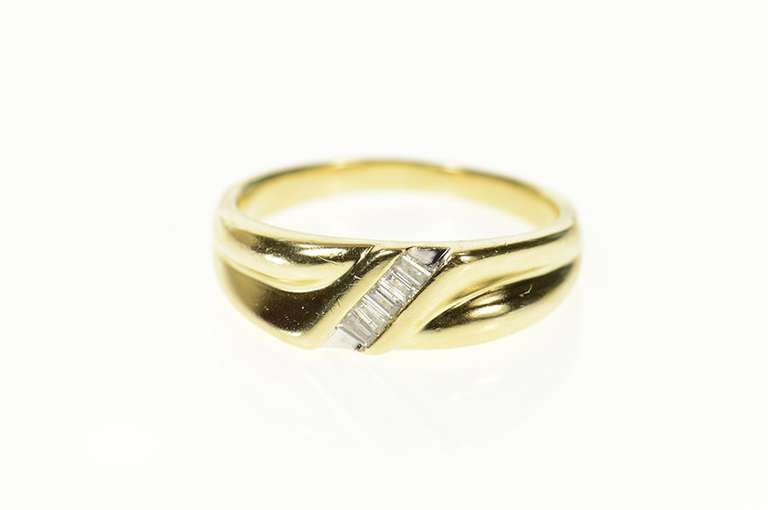 14K Yellow Gold 0.22 Ctw Baguette Diamond Men's Wedding Ring