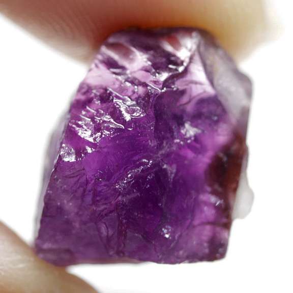 Gorgeous 20.28ct rich violet uncut Amethyst
