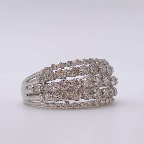 14kt White Gold Diamond Band