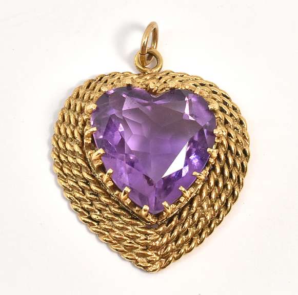 Bole Amethyst Heart Pendant