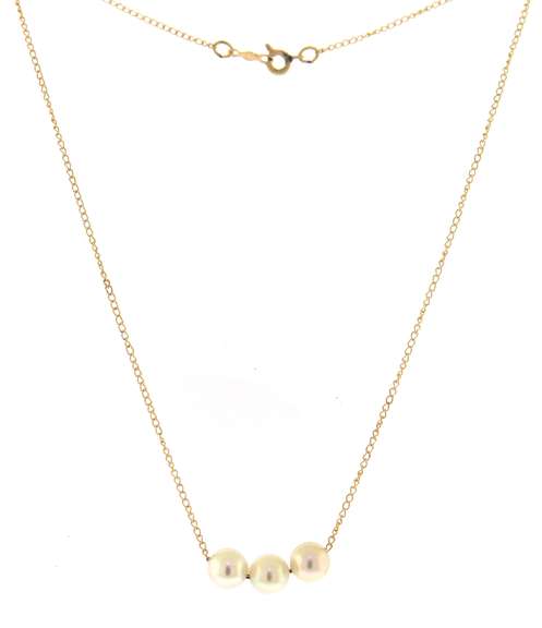 Beautiful White Fresh Water Pearl Necklace