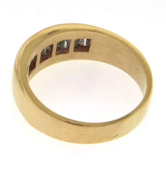 Outstanding Yellow Gold Diamond Wedding Band