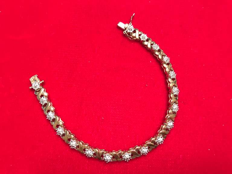 LADIES 14K YELLOW GOLD DIAMOND BRACELET