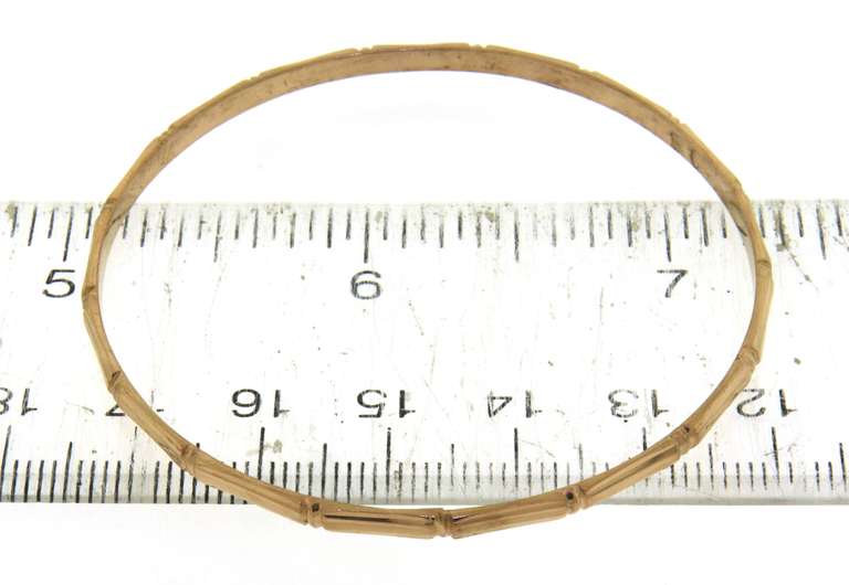 Handsome 21kt Bangle Bracelet