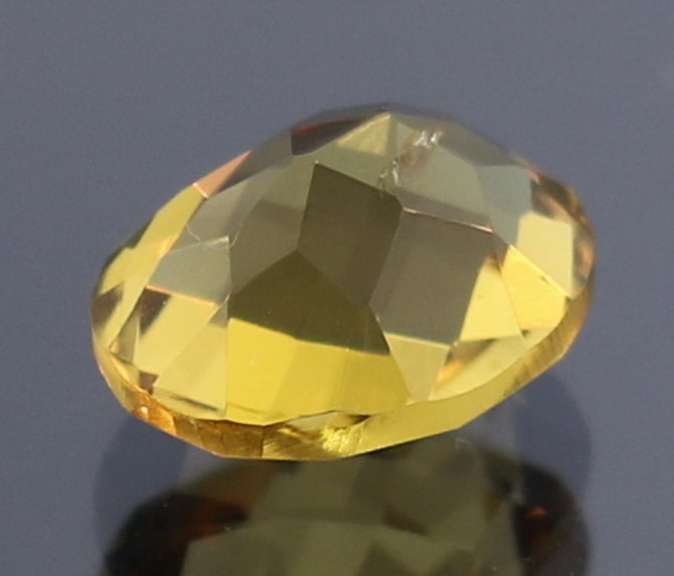 Exciting 3.88ct glittering checker top Citrine