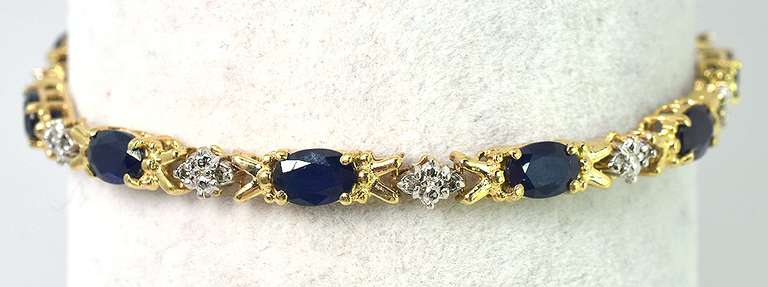 Luscious Sapphire & Diamond Chip Bracelet in Yellow Gold