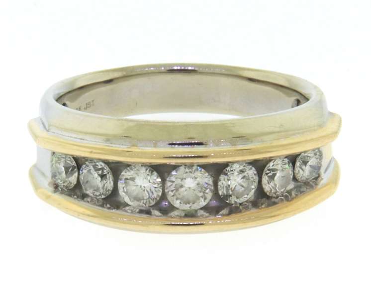 Outstanding White Gold Men's Wedding Band