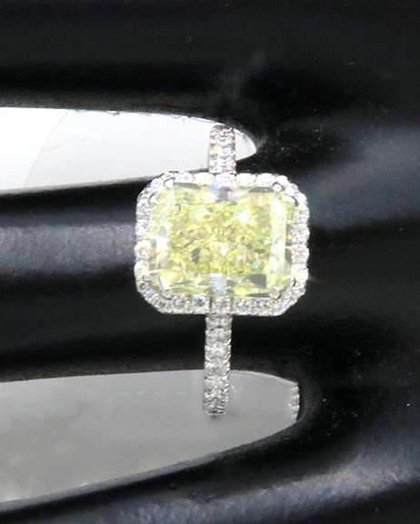 Super Rare 3.57 ct GIA certified Diamond , Internally Flawless!