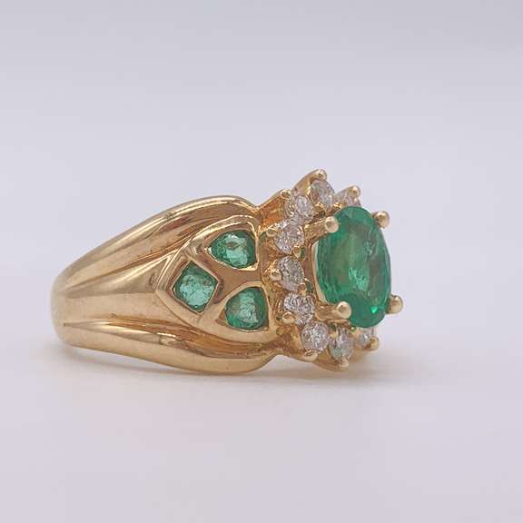 18kt Yellow Gold, Emerald, & Diamond Ring