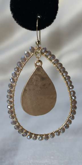 A Very Sexy  Fashion  Design Earrings