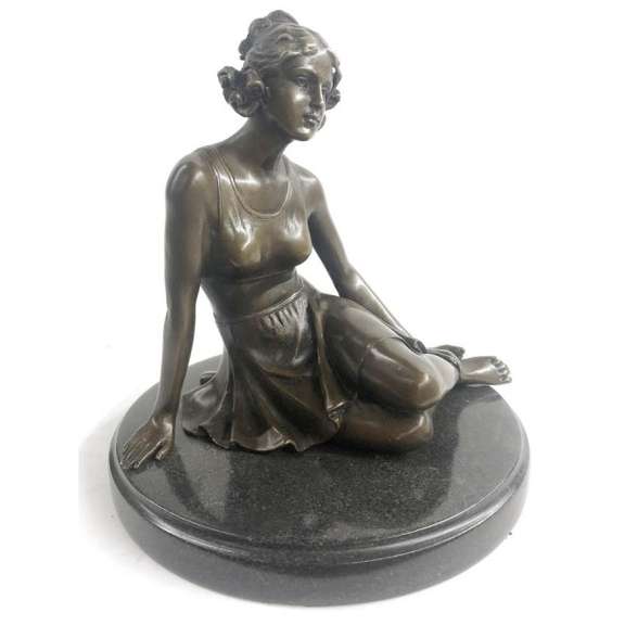 Elegant Woman Bronze Sculpture