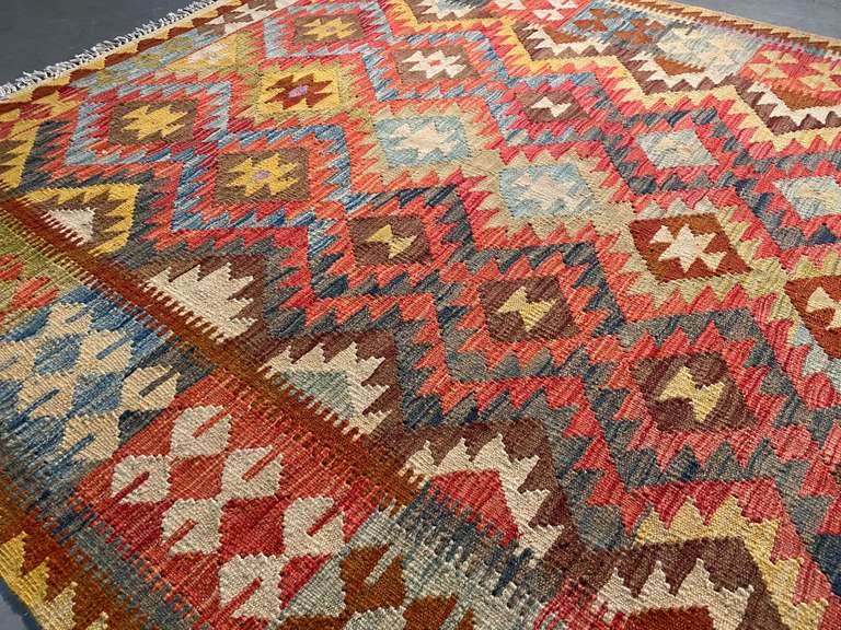 COLORFUL HAND KNOTTED KLIM 5x6.3