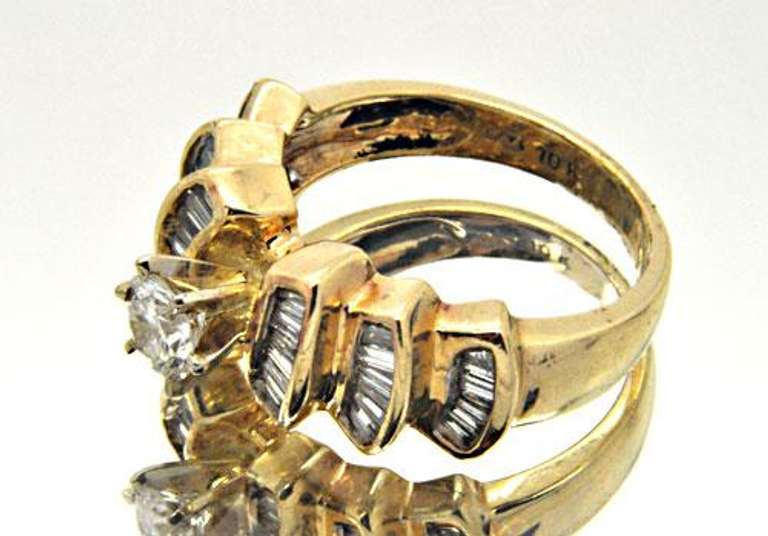 LADIES 14K DIAMOND ENGAGEMENT RING