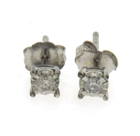 Dazzling White Gold Diamond Stud earrings