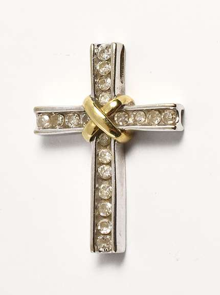 Sweet White Gold Diamond Cross