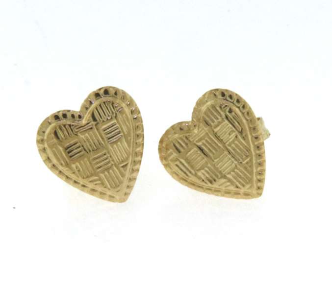 Handsome Yellow Gold Heart Earrings