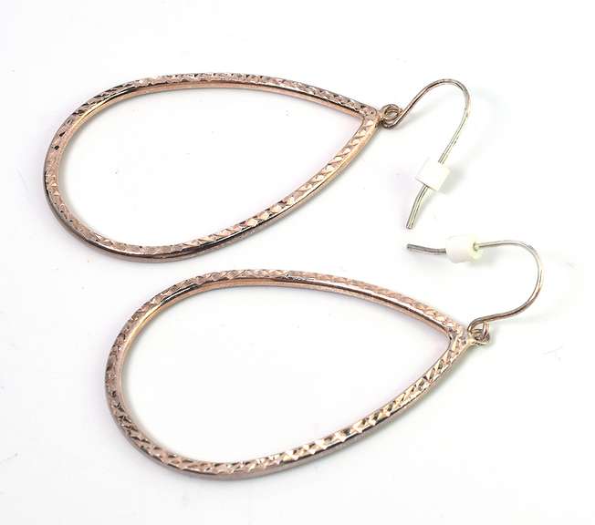 Glittering Diamond-Cut Dangle Earrings in Sterling Silver