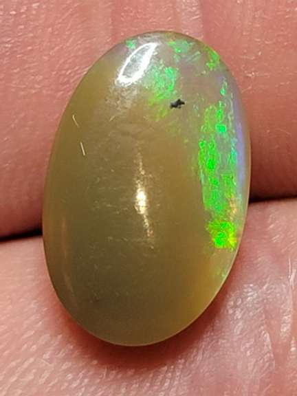 Substantial 4.19ct Welo semi-black Opal