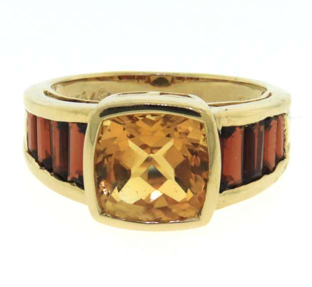 Lovely Yellow Gold Garnet and Citrine Band Ring