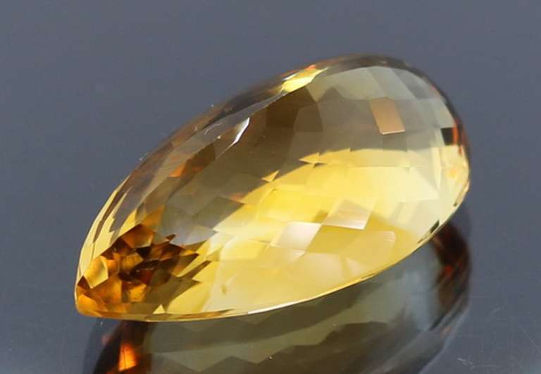 Vibrant!  24.03ct Golden orange unheated Citrine