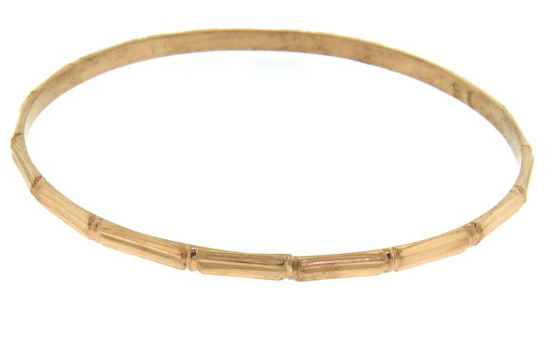 Handsome 21kt Bangle Bracelet