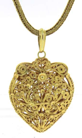 Impressive Open Work Heart on Fancy Chain