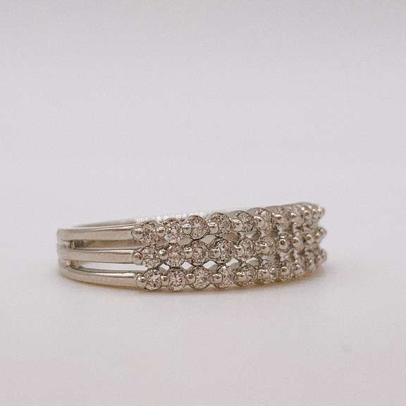 14kt Solid White Gold Diamond Band Ring