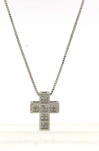 Dazzling White Gold Diamond Cross Pendant on Chain