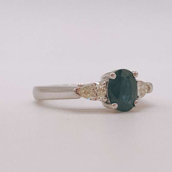 14kt Gold, Blue Sapphire, & Diamond Cocktail Ring