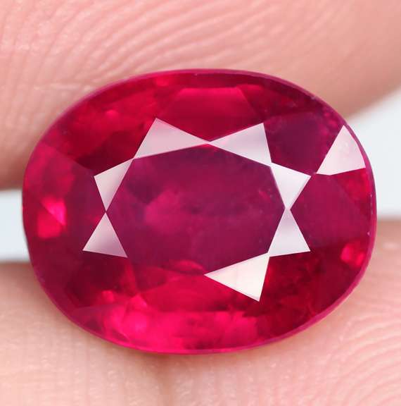 Vivid blood red 4.25ct Ruby from Madagascar