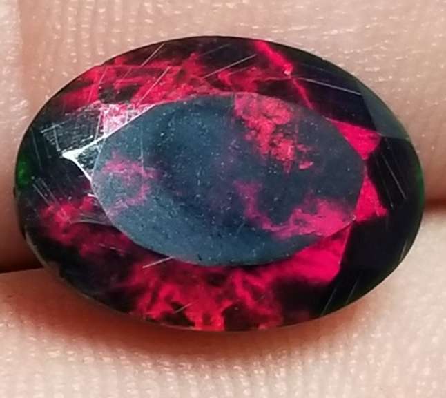 Unbelievable! 2.75ct multicolor Welo Black Opal