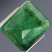 Huge! 9.62ct rich forest green Zambian Emerald