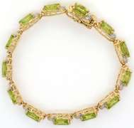 Stately Peridot & Diamond Bracelet in Vermeil