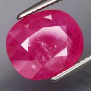 Heated only! 4.47ct pinkish red Ruby