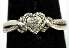 Precious Diamond-Studded Heart Ring in Sterling Silver