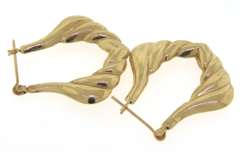 Elegant 14kt YG High Polish Ribbed Hoop Earrings