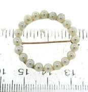 Handsome Yellow Gold Pearl Circle Pin