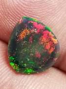 Full cover! Fairy fire! 1.38ct black Opal