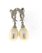 Charming White Gold Pearl and Diamond Necklace and Earrings Set